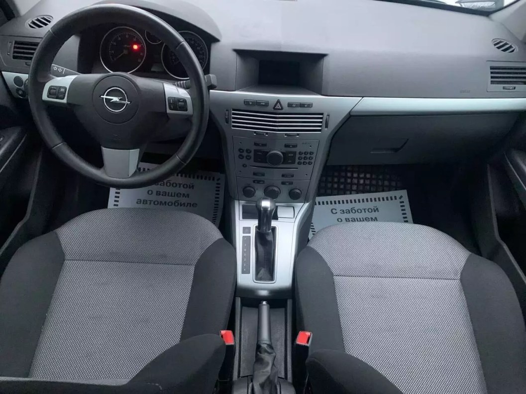 Opel Astra 1.8 АКПП фото 9