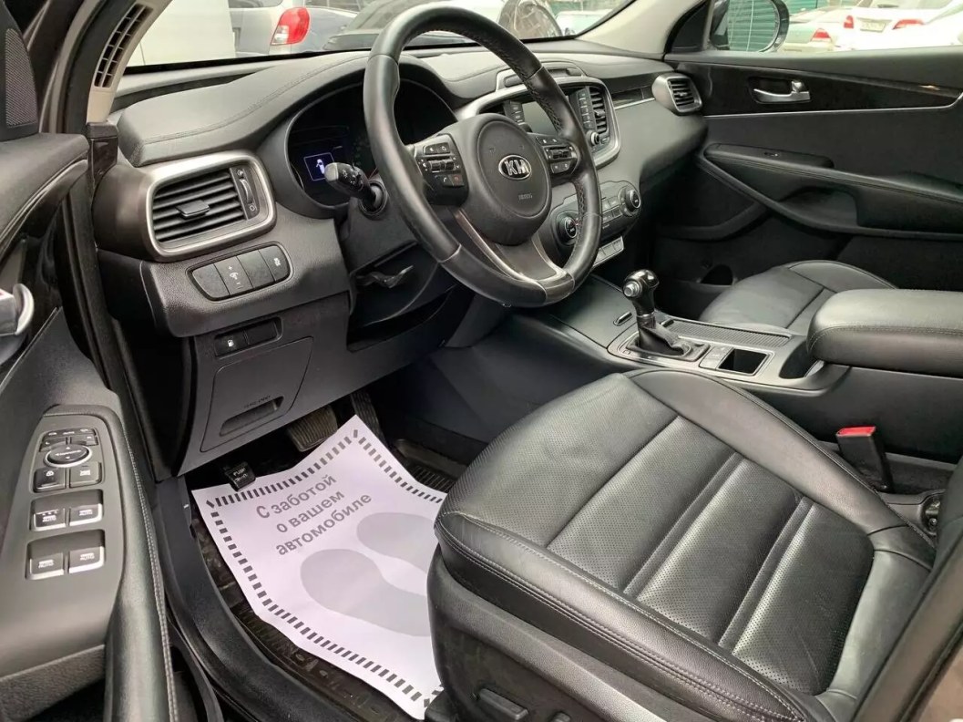 Kia Sorento 2.2 АКПП фото 9