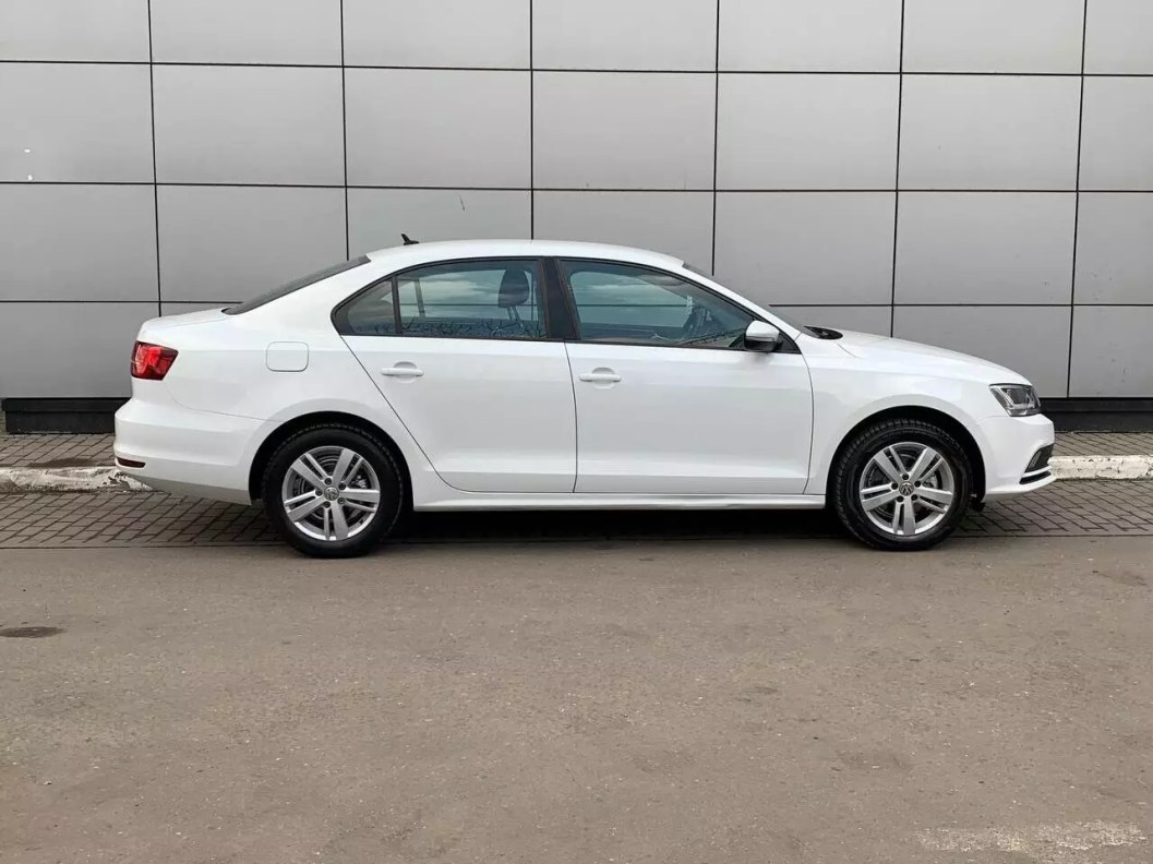 Volkswagen Jetta Comfortline 1.6 АКПП фото 4