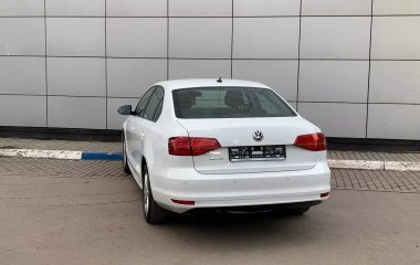 Volkswagen Jetta Comfortline 1.6 АКПП превью 8