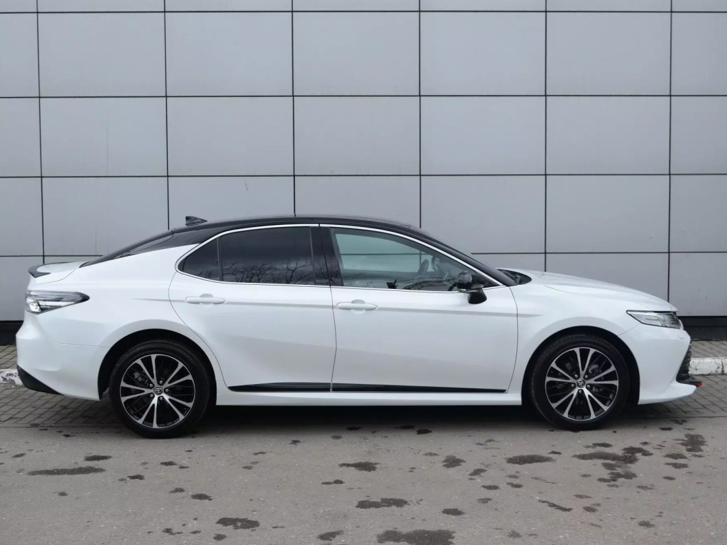 Toyota Camry 2.5 АКПП фото 4
