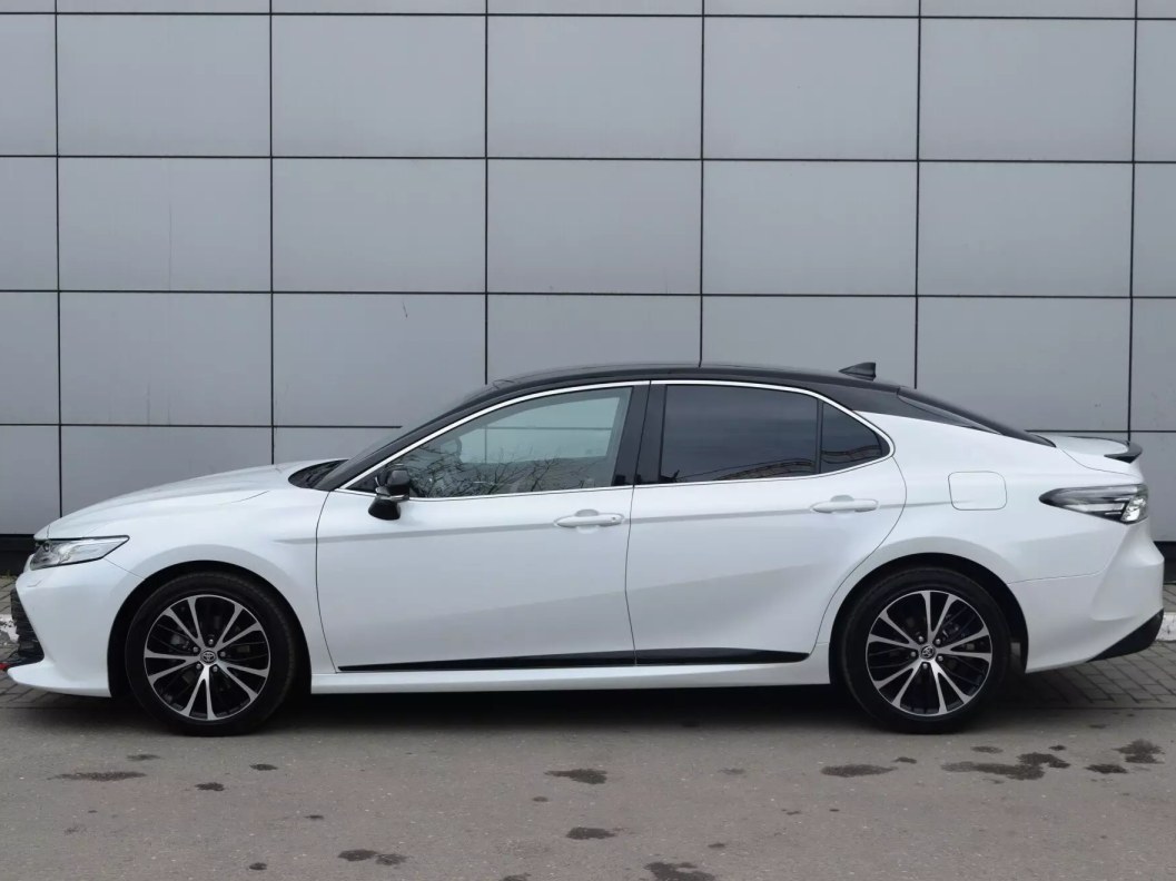 Toyota Camry 2.5 АКПП фото 5
