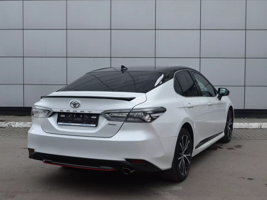 Toyota Camry 2.5 АКПП фото 6