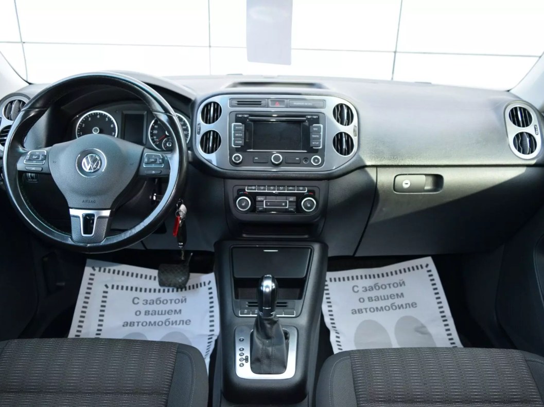 Volkswagen Tiguan Avenue 1.4 DSG фото 10