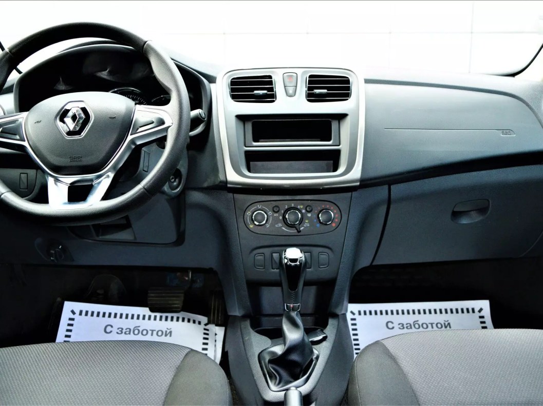 Renault Logan Life 1.6 АКПП фото 8