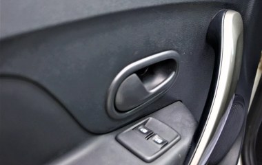 Renault Logan Life 1.6 АКПП превью 11