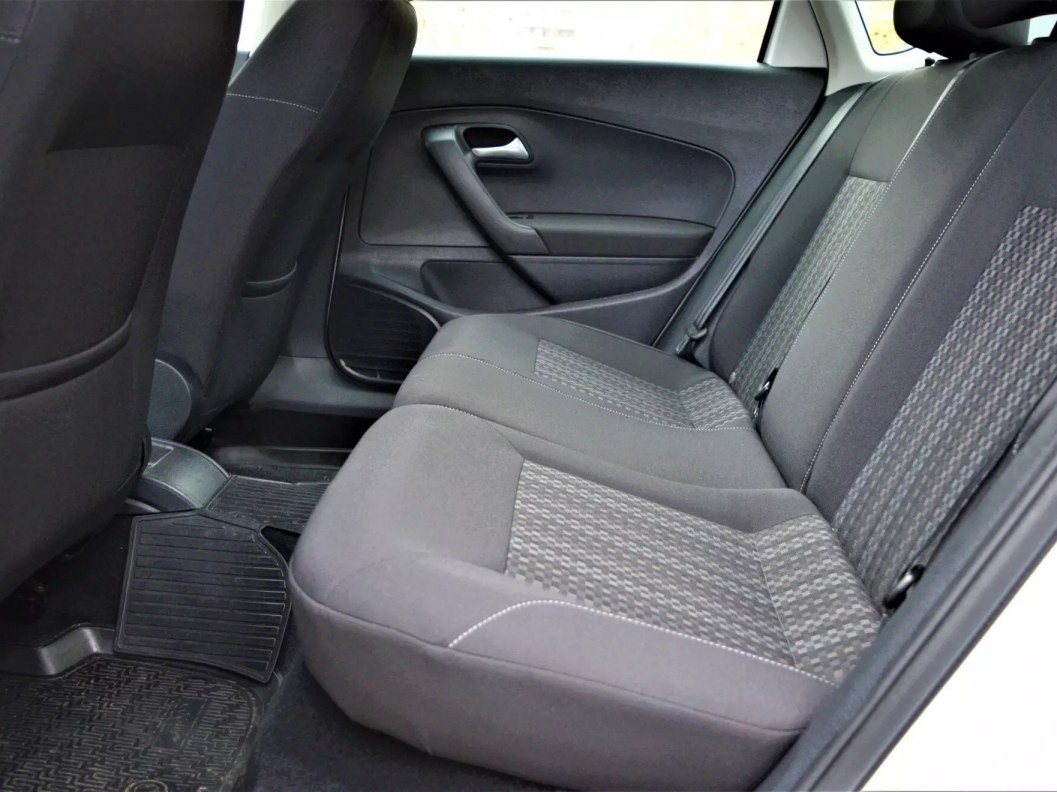 Volkswagen Polo Comfortline 1.6 АКПП фото 9