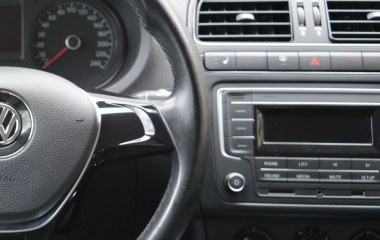 Volkswagen Polo Comfortline 1.6 АКПП превью 16