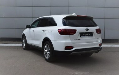 Kia Sorento Luxe 2.2 АКПП превью 7