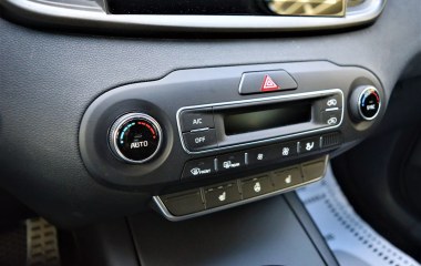 Kia Sorento Luxe 2.2 АКПП превью 13