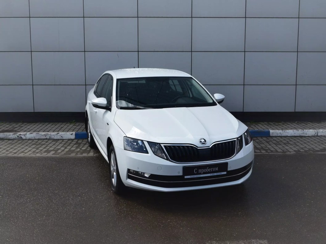Skoda Octavia 1.6 АКПП фото 1