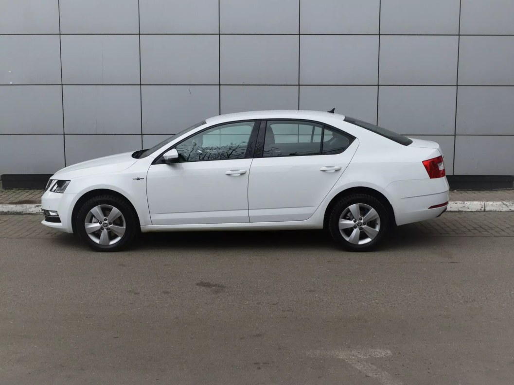 Skoda Octavia 1.6 АКПП фото 5