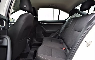 Skoda Octavia 1.6 АКПП превью 12
