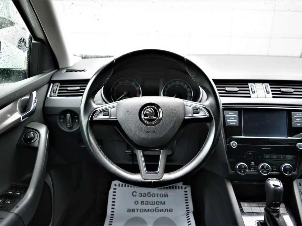 Skoda Octavia 1.6 АКПП фото 15