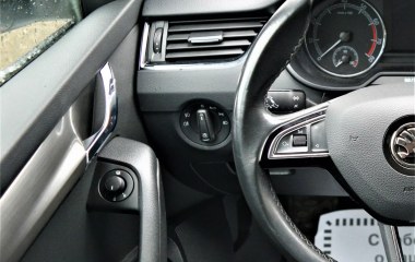 Skoda Octavia 1.6 АКПП превью 17