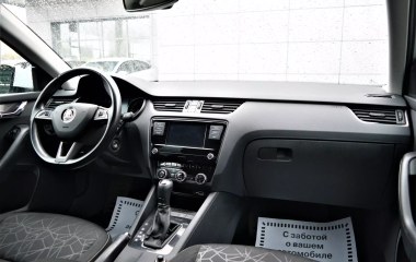 Skoda Octavia 1.6 АКПП превью 20