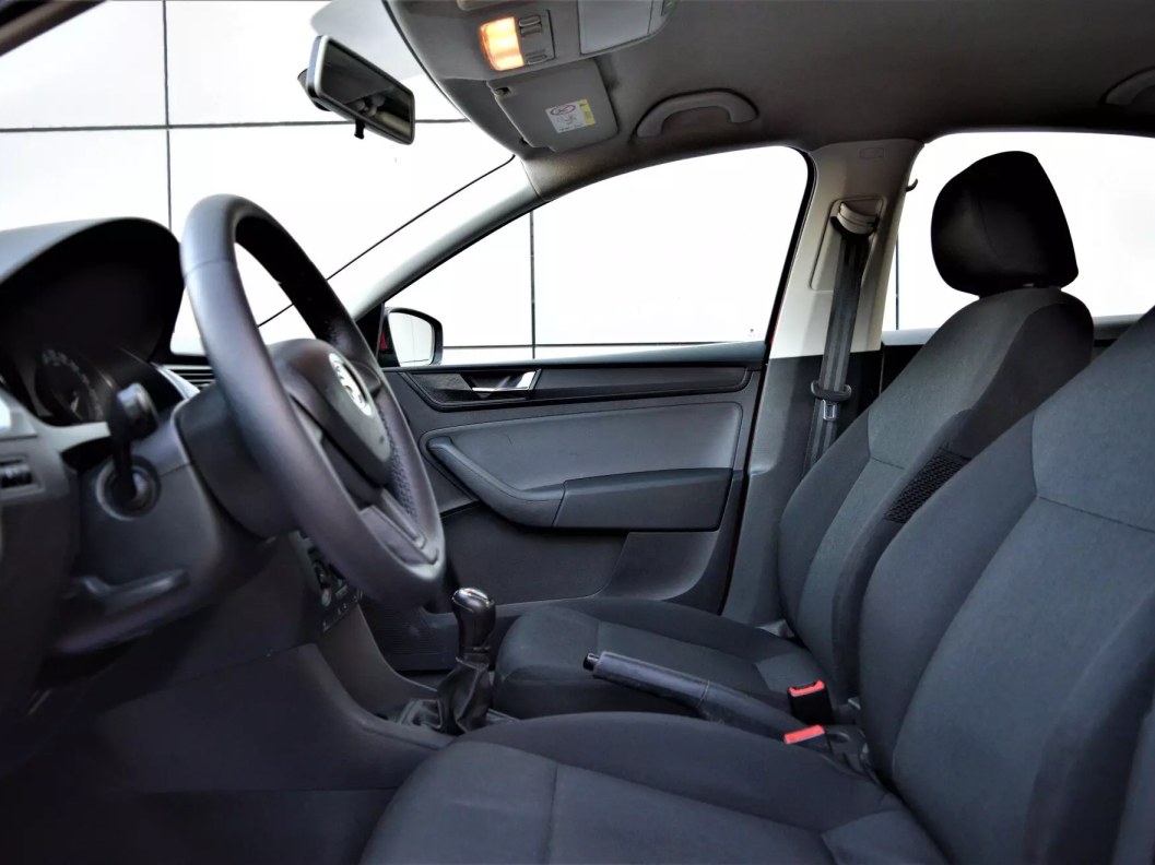 Skoda Rapid 1.4 МКПП фото 9