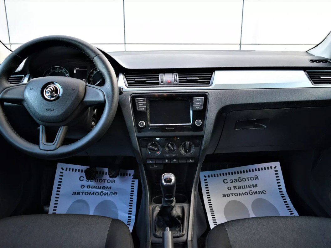 Skoda Rapid 1.4 МКПП фото 10