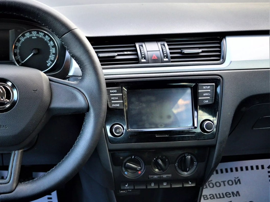 Skoda Rapid 1.4 МКПП фото 14