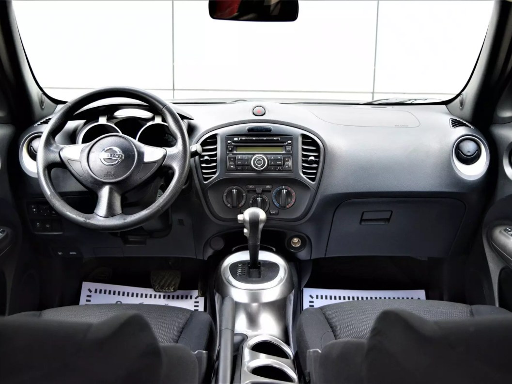 Nissan Juke 1.6 CVT фото 10