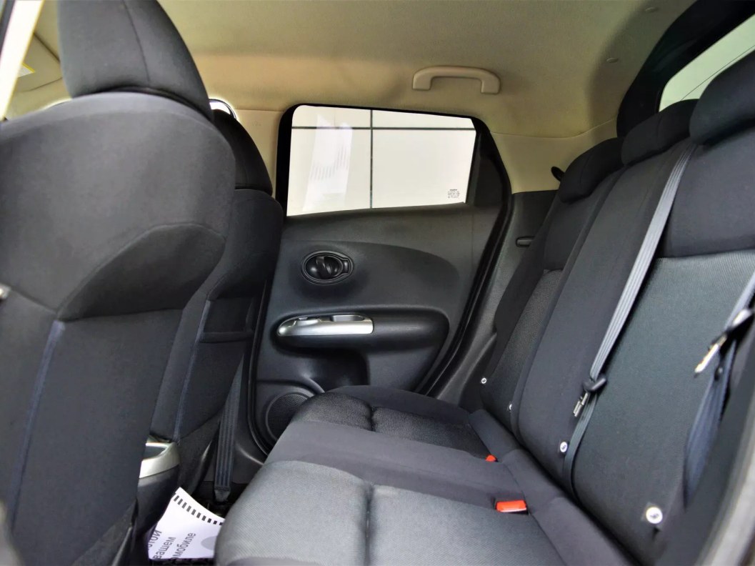 Nissan Juke 1.6 CVT фото 14