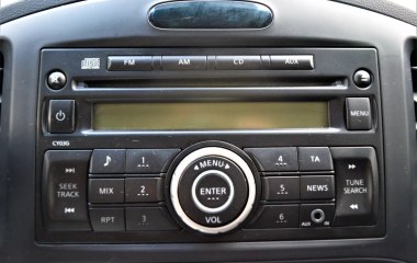 Nissan Juke 1.6 CVT превью 16