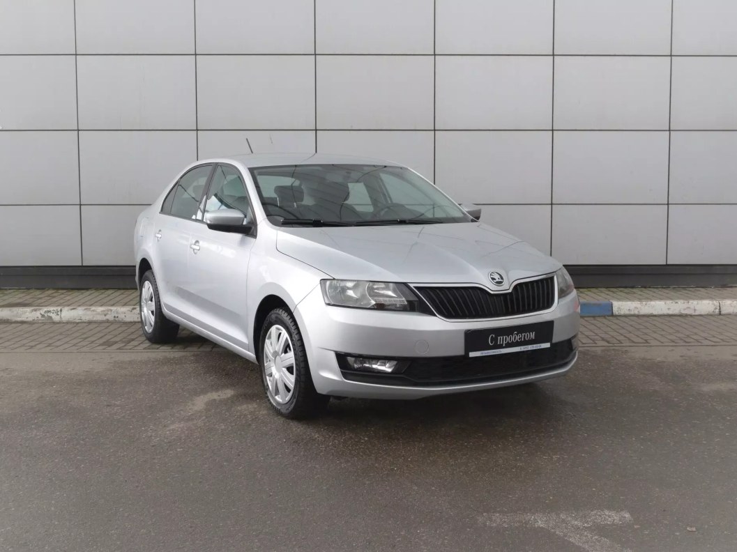 Skoda Rapid 1.6 МКПП фото 1