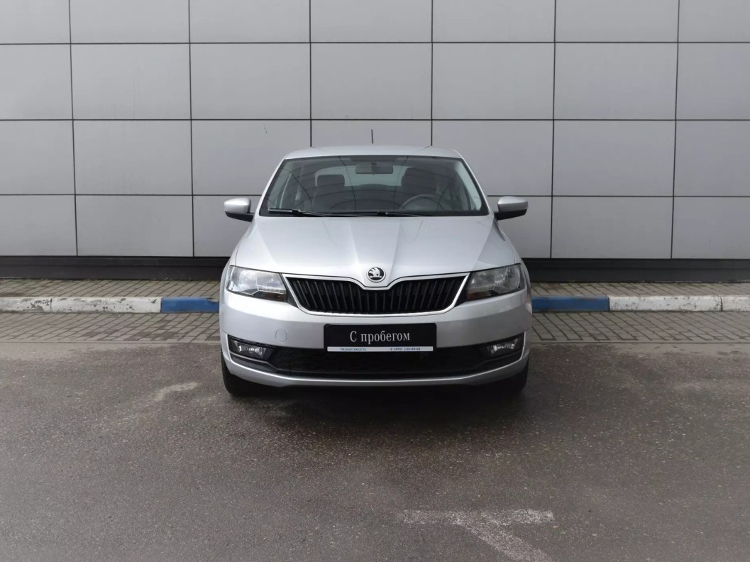 Skoda Rapid 1.6 МКПП фото 2