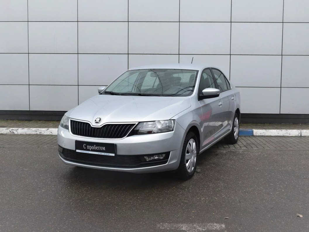 Skoda Rapid 1.6 МКПП фото 3