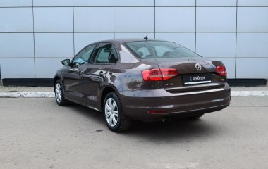 Volkswagen Jetta 1.4 DSG превью 8