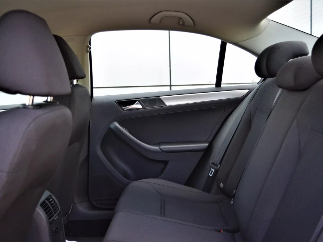 Volkswagen Jetta 1.4 DSG фото 12