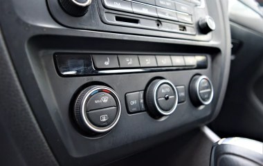 Volkswagen Jetta 1.4 DSG превью 18