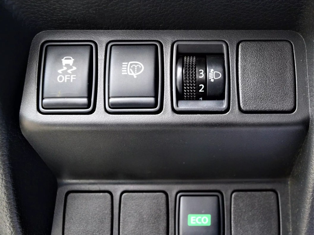 Nissan Qashqai SE 2.0 CVT фото 15