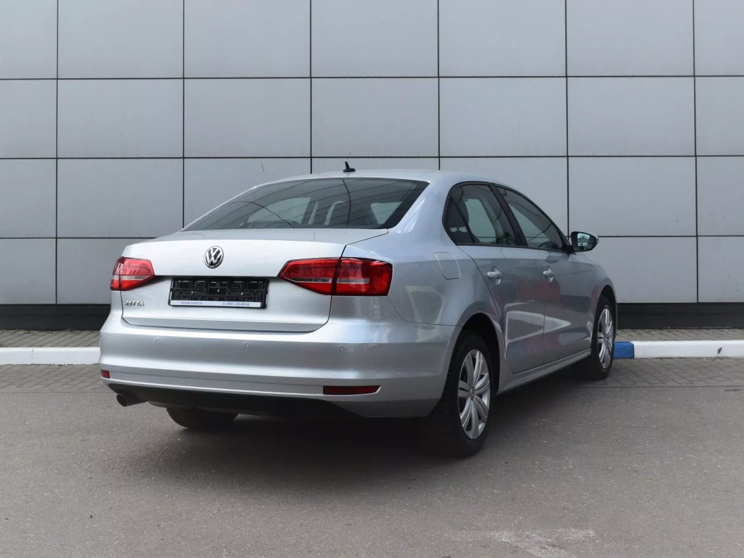 Volkswagen Jetta 1.6 АКПП фото 6