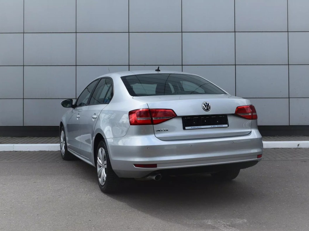 Volkswagen Jetta 1.6 АКПП фото 8