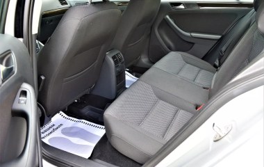 Volkswagen Jetta 1.6 АКПП превью 12