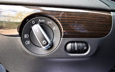 Volkswagen Jetta 1.6 АКПП превью 14