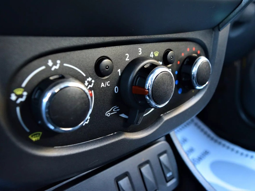 Renault Duster Drive 1.5 МКПП фото 17