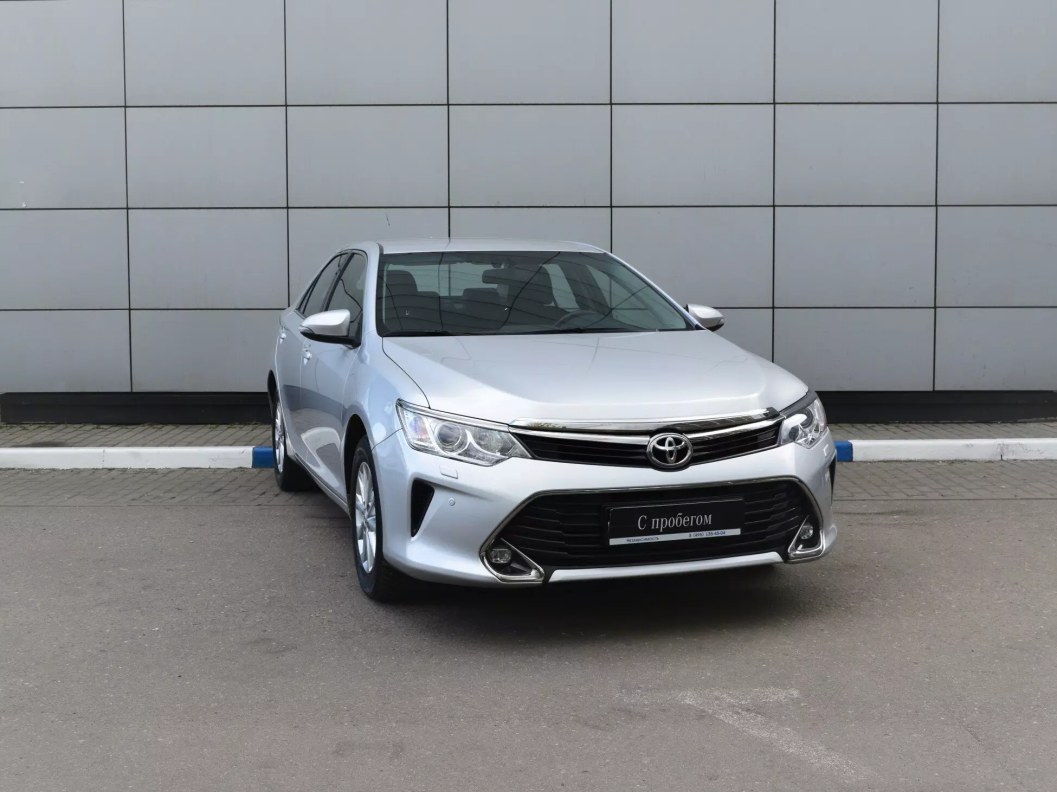 Toyota Camry Комфорт 2.5 АКПП фото 1