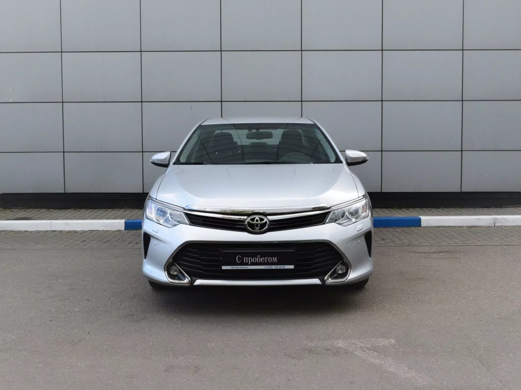 Toyota Camry Комфорт 2.5 АКПП фото 2