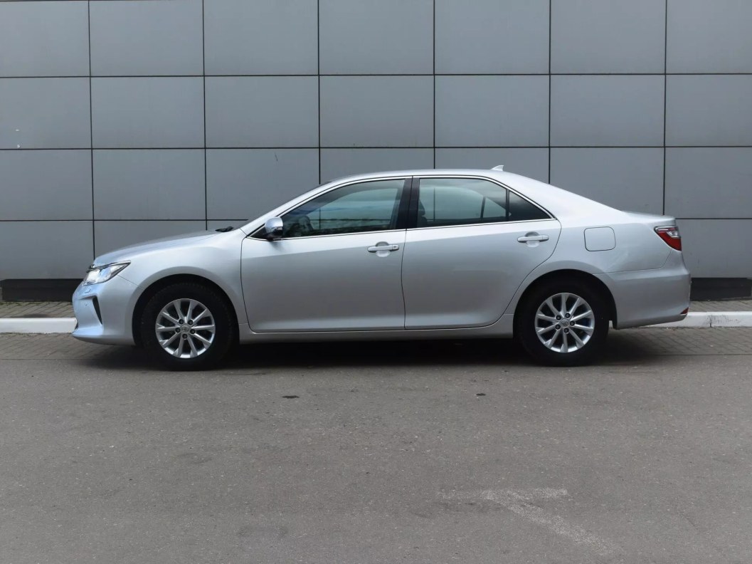 Toyota Camry Комфорт 2.5 АКПП фото 5
