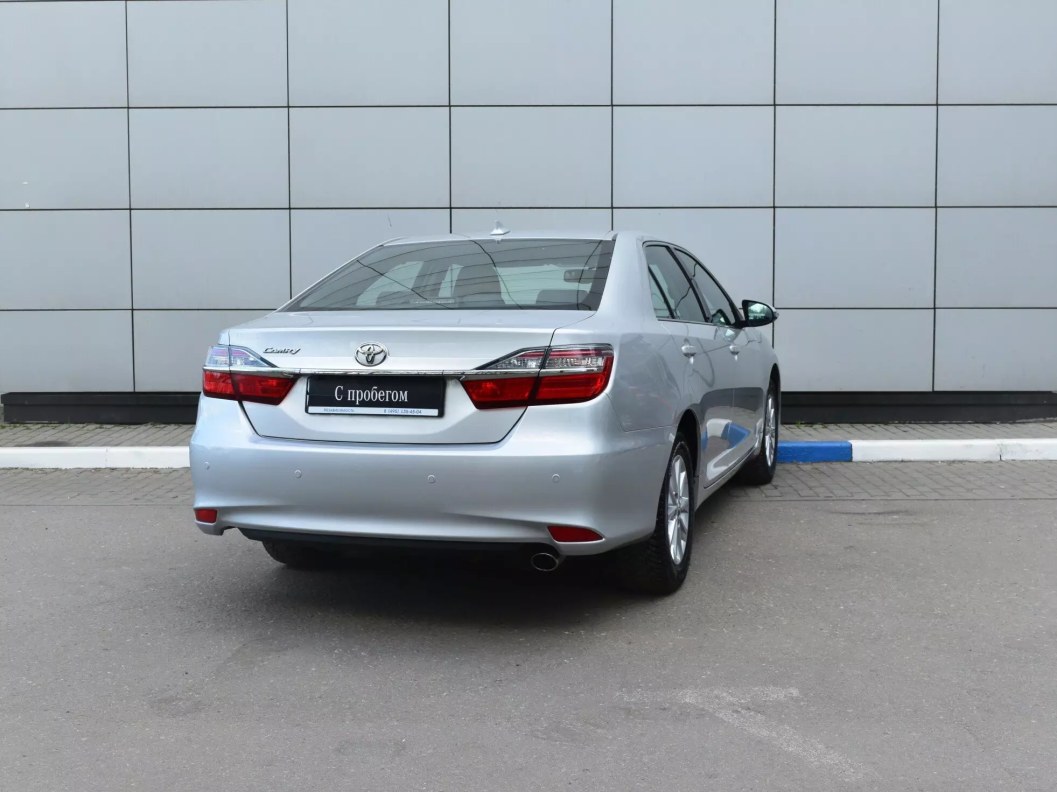 Toyota Camry Комфорт 2.5 АКПП фото 6