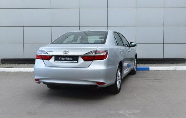 Toyota Camry Комфорт 2.5 АКПП превью 6