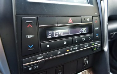 Toyota Camry Комфорт 2.5 АКПП превью 19
