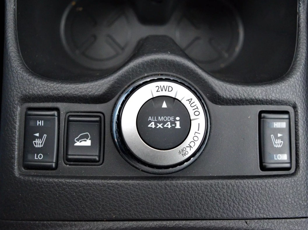 Nissan X-Trail 2.5 CVT фото 17