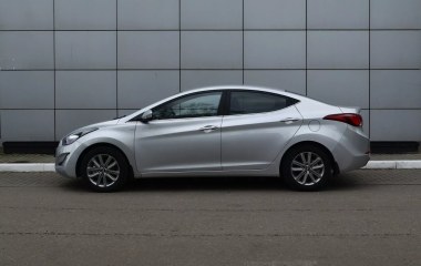 Hyundai Elantra Comfort 1.8 АКПП превью 5