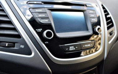 Hyundai Elantra Comfort 1.8 АКПП превью 15