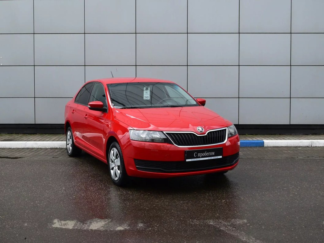 Skoda Rapid 1.6 МКПП фото 1