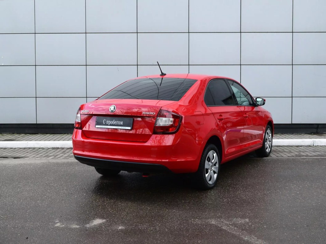 Skoda Rapid 1.6 МКПП фото 6
