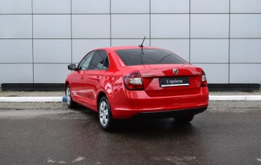 Skoda Rapid 1.6 МКПП превью 8